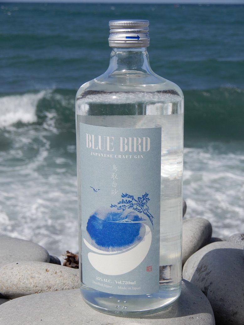 BLUE BIRD Japanese Craft GIN鳥取白砂（とっとりはくさ）アルコール55 